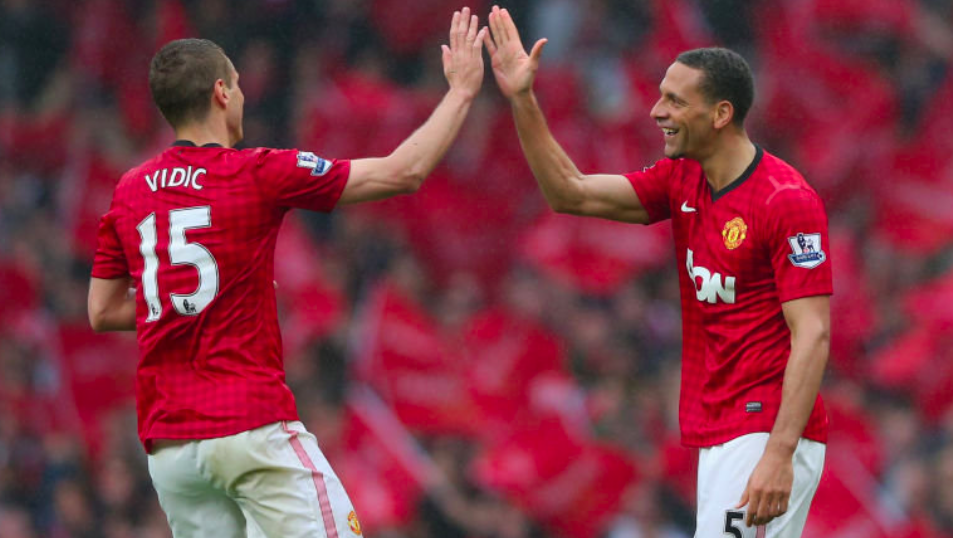 数据对比揭 数据对比揭